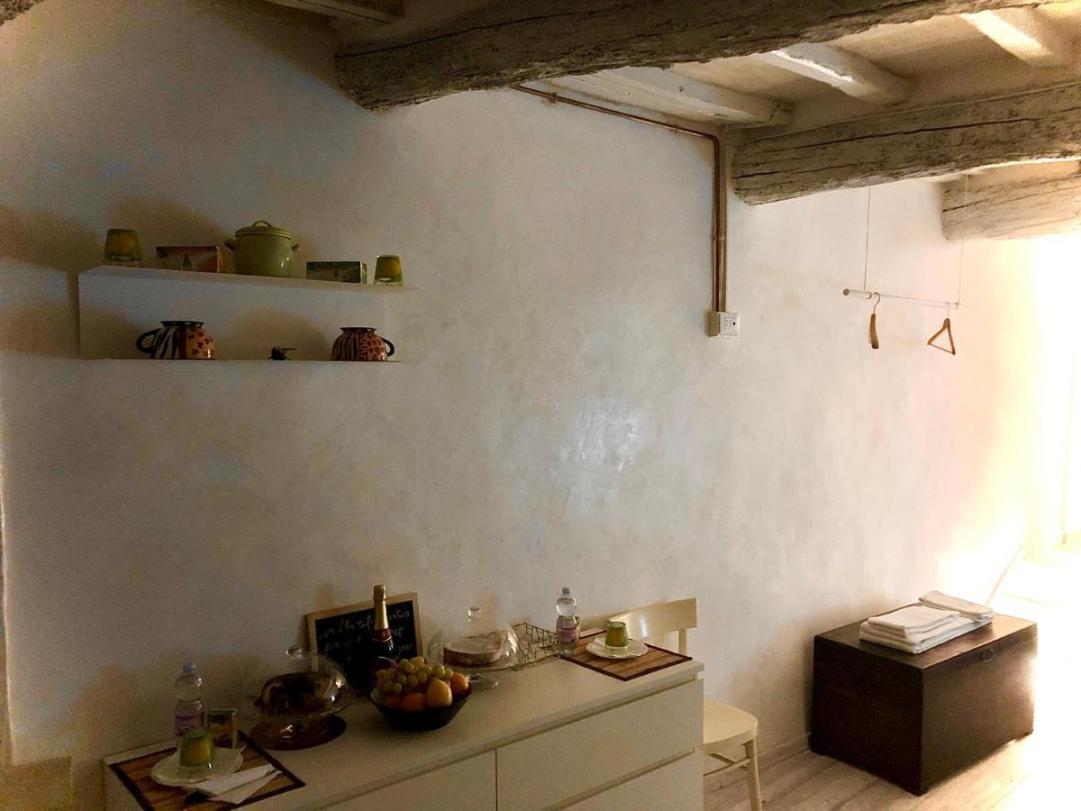 Camera Monte San Savino Alojamento de Acomodação e Pequeno-almoço